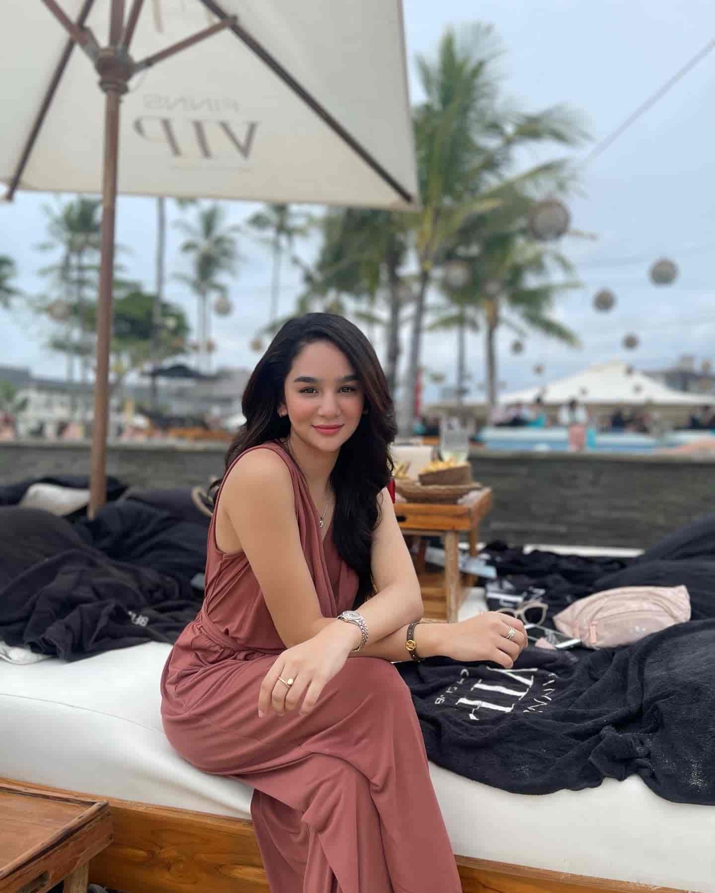 hana hanifah (2)
